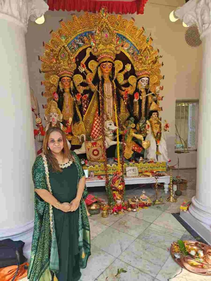 Producer Chitra Vakil Sharma makes her first trip to Kolkata on Durga Puja, calls it colorful and vibrant