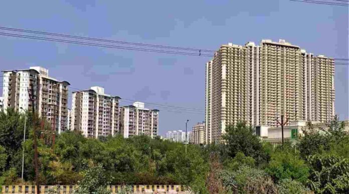 Delhi-NCR Housing Price Surge Drives Demand to Emerging Micro-Markets Modern residential high-rise apartment towers in Delhi-NCR and emerging micro-markets under rapid development